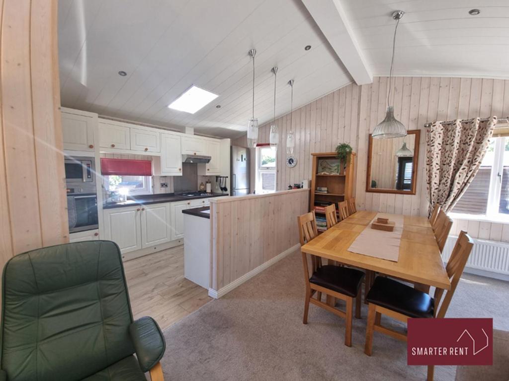 Milford On Sea - 4 Bedroom Lodge In Shorefield Country Park Kültér fotó